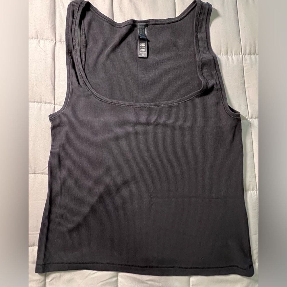 Skims soft lounge tank